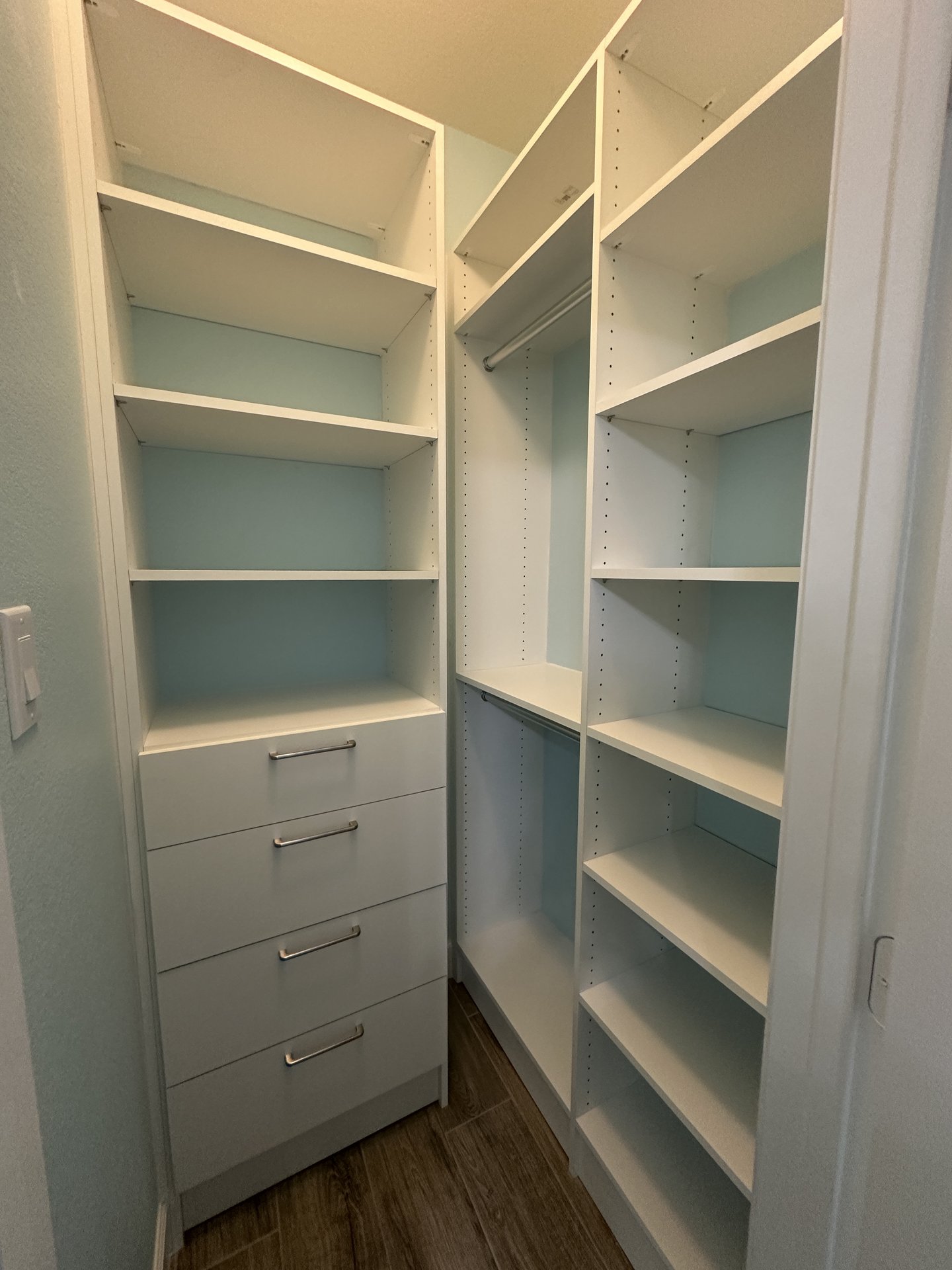 Aqua-Accent Wardrobe