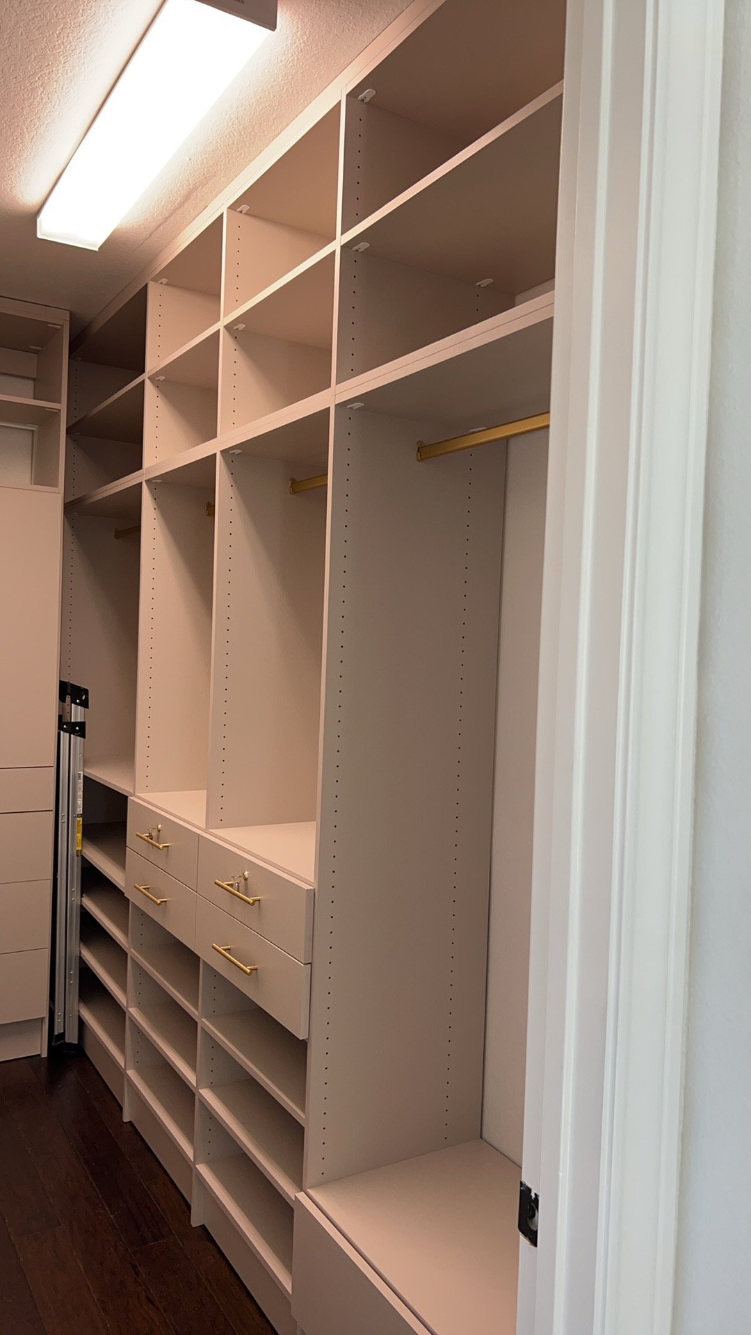 Greige & Gold Walk-In